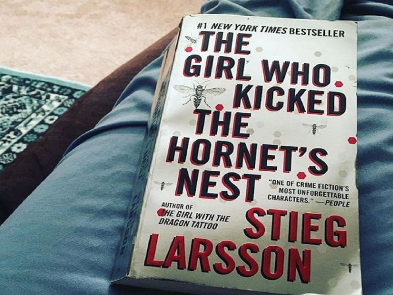 review buku novel the girl who kick hornet's nest