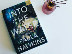 Review Buku Novel Into The Water