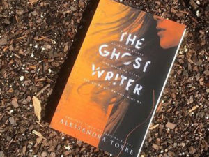 Review Buku The Ghostwriter oleh Alessandra Torre