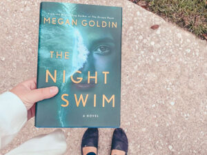 Review Buku Novel The Night Swim oleh Megan Goldin
